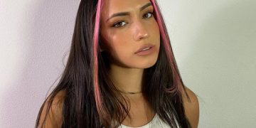 Who is Lavaxgrll: Biography!