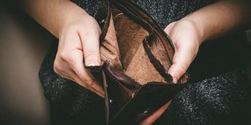7 Ways to Recession-Proof Your Retirement Savings
