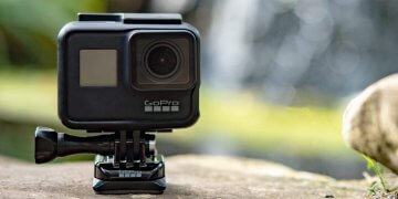 How To Choose The Best Action Camera Flashlight: A Buyer’s Guide